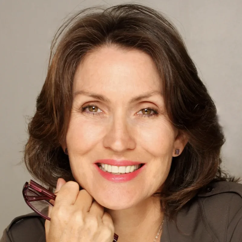 Photo of Colleen Passard